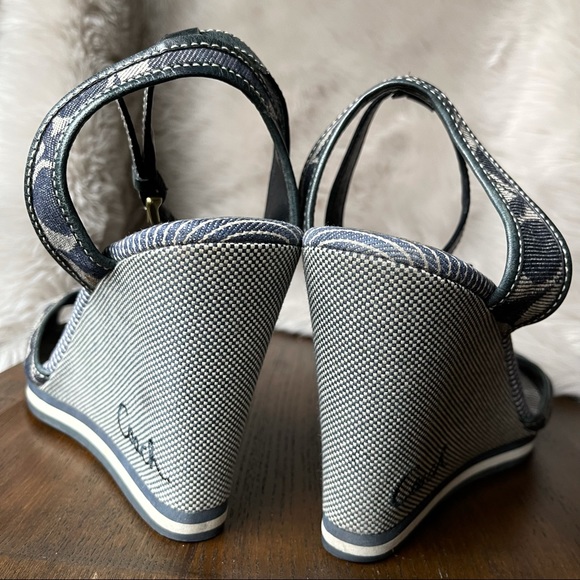 ⛔️SOLD⛔️Coach Tawney Wedge - Picture 6 of 8